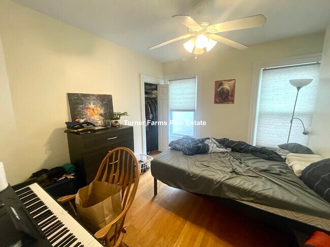 60 Walden St, Unit 3 in Cambridge, MA - Foto de edificio - Building Photo