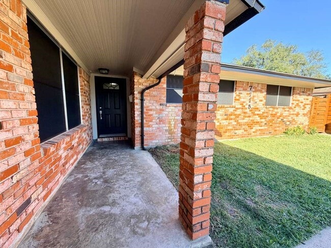 7715 Catalina Ln in Houston, TX - Building Photo - Building Photo