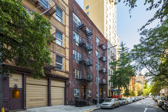 441 E 83rd St in New York, NY - Building Photo - Primary Photo