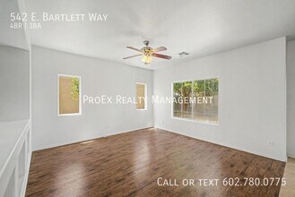 542 E Bartlett Way in Chandler, AZ - Building Photo - Building Photo