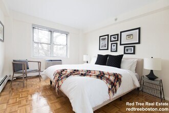 175 Freeman St in Brookline, MA - Foto de edificio - Building Photo