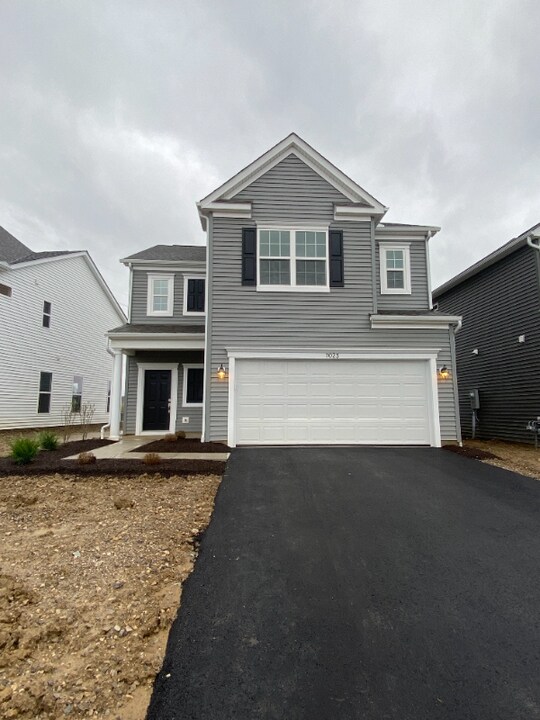 7023 Unitas Lp in Powell, OH - Building Photo