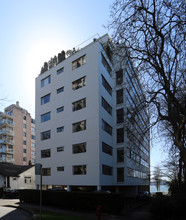 The Beach Park in Vancouver, BC - Building Photo - Building Photo