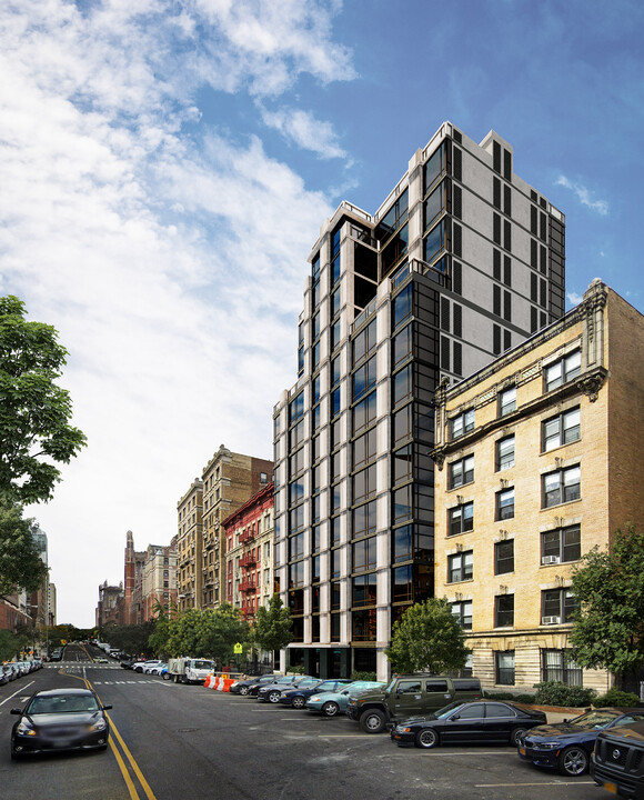 Monarch Heights in New York, NY - Building Photo