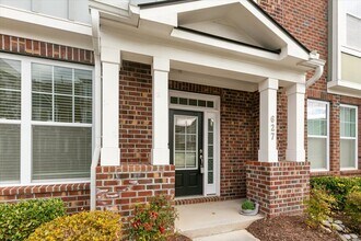 627 Balsam Fir Dr in Cary, NC - Building Photo - Building Photo