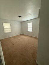 1644 S White Station Rd in Memphis, TN - Building Photo - Building Photo
