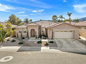 196 Via San Lucia in Rancho Mirage, CA - Building Photo - Building Photo