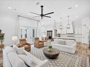 3161 Club Dr in Destin, FL - Building Photo - Building Photo