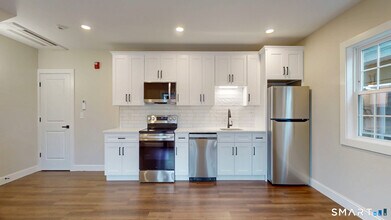 2 Center St in Southington, CT - Building Photo - Building Photo