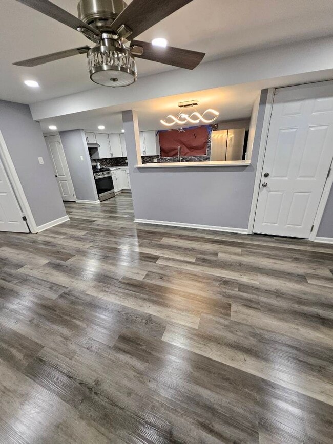 13853 Forest Ave, Unit Garden Section 8 welcome in Dolton, IL - Building Photo - Building Photo