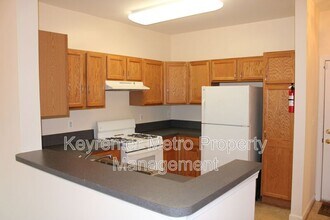 1321 Karen Blvd in Capitol Heights, MD - Building Photo - Building Photo