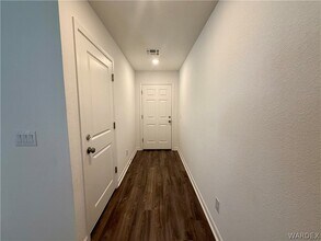 2388 Tapatio Dr in Bullhead City, AZ - Building Photo - Building Photo
