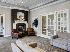 River Run at Naperville Apartments in Naperville, IL - Foto de edificio - Building Photo