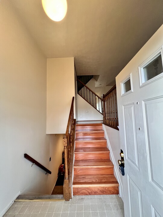 46 Clinton Hill Ct in Catonsville, MD - Building Photo