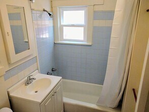 4047 Van Buren Pl, Unit 2 in Culver City, CA - Foto de edificio - Building Photo