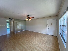 850 SW 133rd Ter, Unit 201B in Pembroke Pines, FL - Building Photo