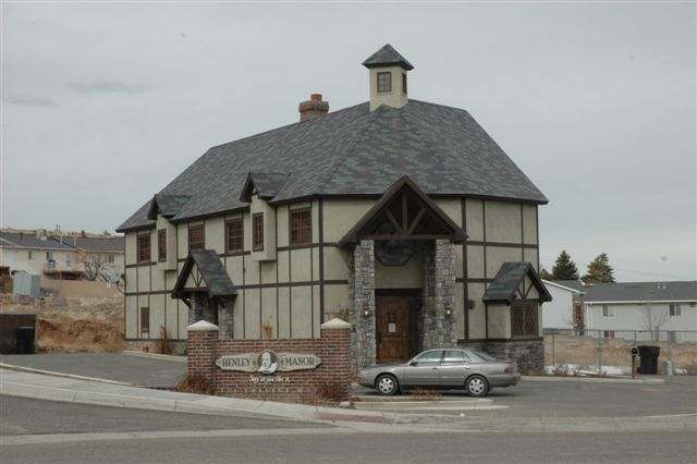 Henley Manor in Cedar City, UT - Building Photo