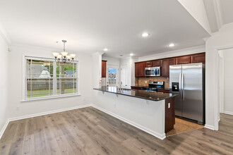 827 Berkshire Ct in Auburn, AL - Building Photo - Building Photo