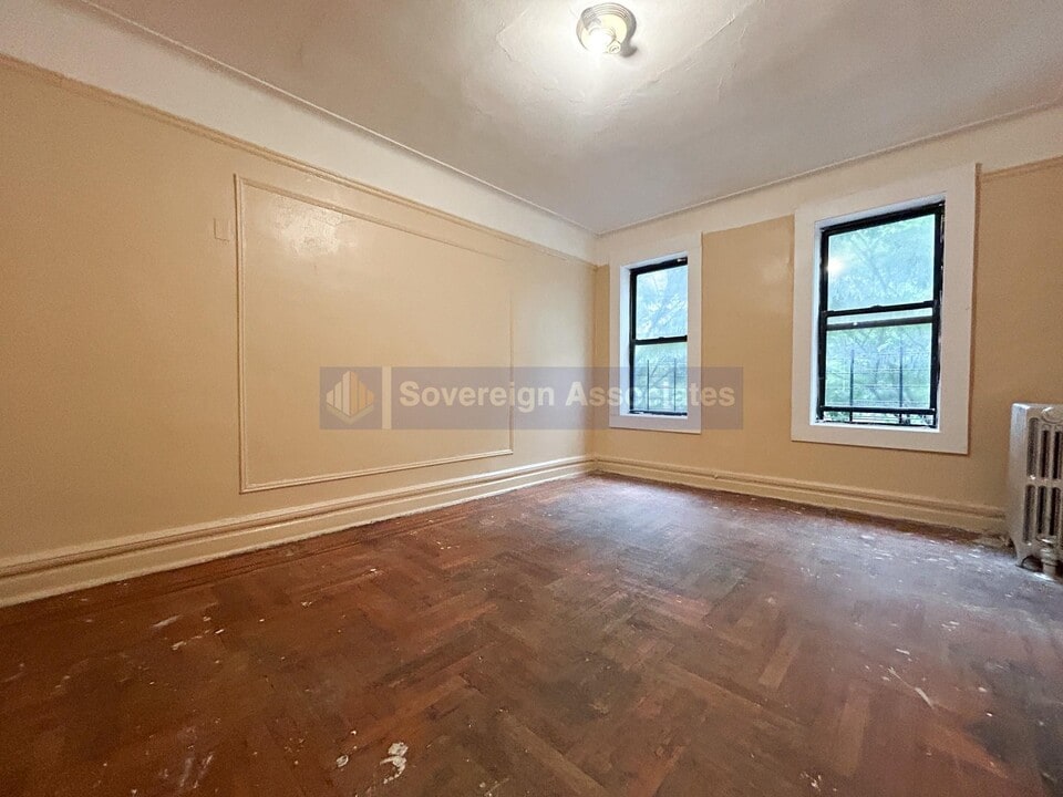 3349 Decatur Ave in Bronx, NY - Building Photo