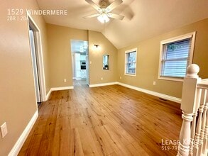 1529 Windermere Rd in Windsor, ON - Foto de edificio - Building Photo