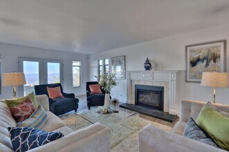 15280 Blackberry Hill Rd in Los Gatos, CA - Foto de edificio - Building Photo