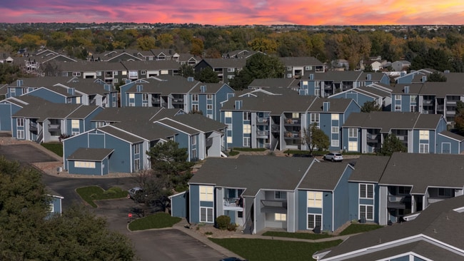 Antero in Colorado Springs, CO - Foto de edificio - Building Photo