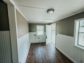 15881 Kent Dr in Choctaw, OK - Building Photo - Building Photo