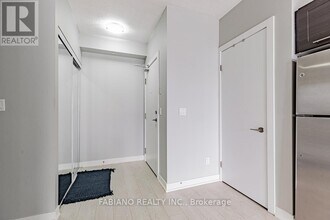 20-2320 Bruyeres Mews in Toronto, ON - Building Photo - Building Photo