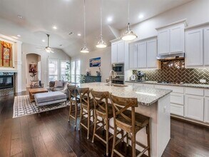 915 Enchanted Wood Dr in Arlington, TX - Building Photo - Building Photo