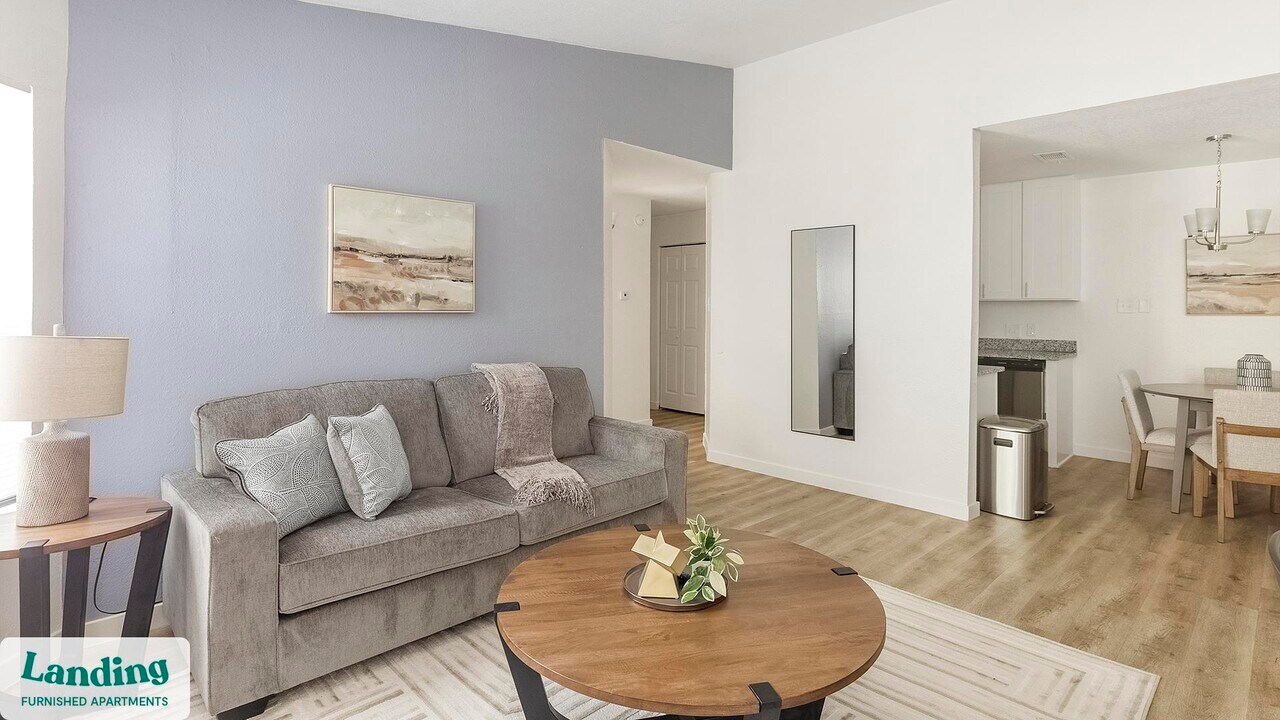 1225 E Pleasant Run Rd in Desoto, TX - Foto de edificio