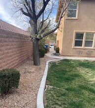 3808 Sterling Crest Pl in Las Vegas, NV - Foto de edificio - Building Photo