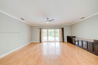 7396 SW 128th St in Pinecrest, FL - Building Photo - Building Photo