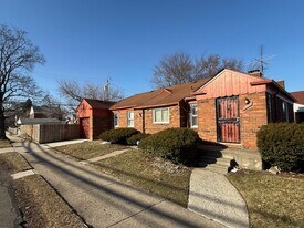 19701 Tracey St in Detroit, MI - Building Photo
