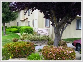 Kingsburg Apartments