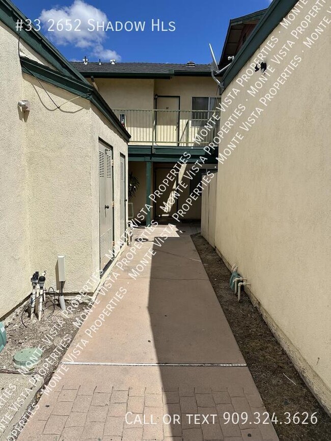 2652 Shadow Hills Dr in San Bernardino, CA - Building Photo - Building Photo