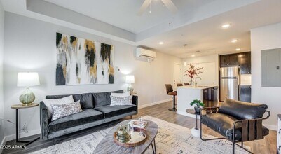 45760 W Vlg Pkwy, Unit 2 in Maricopa, AZ - Building Photo - Building Photo