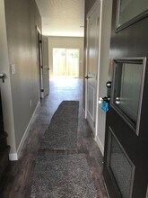 369 E 10th Pl in Kennewick, WA - Building Photo - Building Photo