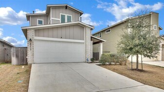 8213 McKamy Dr in Austin, TX - Building Photo