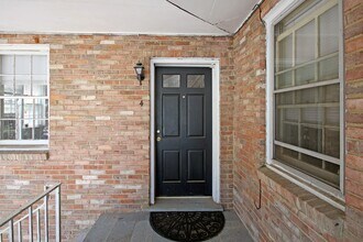 1609 Gordon Ave in Charlottesville, VA - Foto de edificio - Building Photo