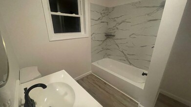 28 Edward St in Providence, RI - Building Photo - Building Photo