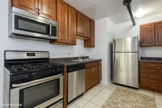 3578 W Lyndale St in Chicago, IL - Building Photo - Building Photo