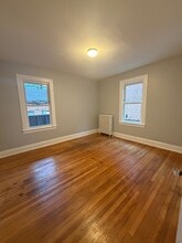 274-280 Park Rd in West Hartford, CT - Foto de edificio - Building Photo