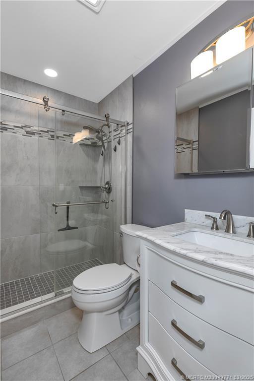 property at 2600 SE Ocean Blvd