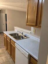 556 Aspen Glen Dr in Cincinnati, OH - Building Photo - Building Photo
