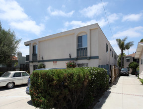 4420 Oregon St in San Diego, CA - Building Photo - Building Photo