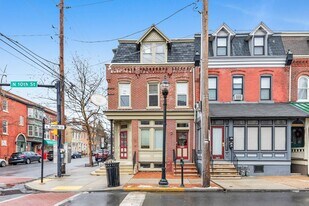 147 N 10th St in Allentown, PA - Building Photo