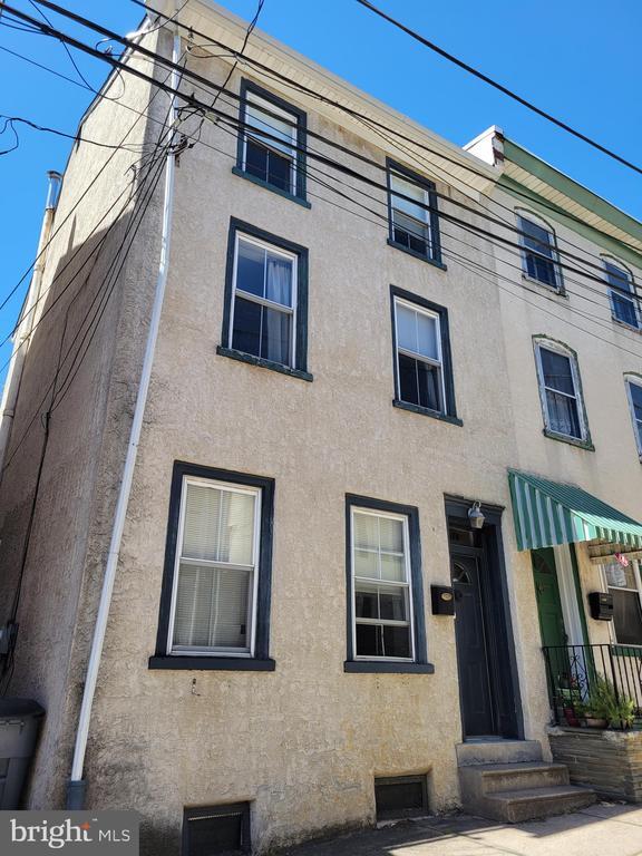 property at 4528 Baker St