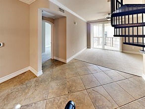 1225 Island Ave-Unit -Unit 612 in San Diego, CA - Building Photo - Building Photo