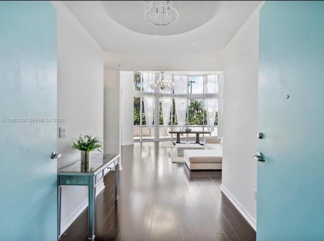 18101 Collins Ave in Sunny Isles Beach, FL - Foto de edificio - Building Photo