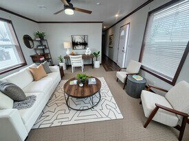 1971 Winter Park Dr in Ankeny, IA - Building Photo